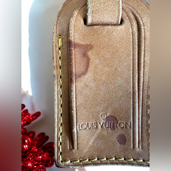 Louis Vuitton Authentic Leather Brown Luggage Tag Adjustable Belt Style Loop - Picture 2 of 3